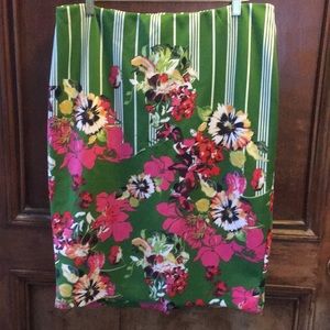 NWT stretchy floral pencil skirt